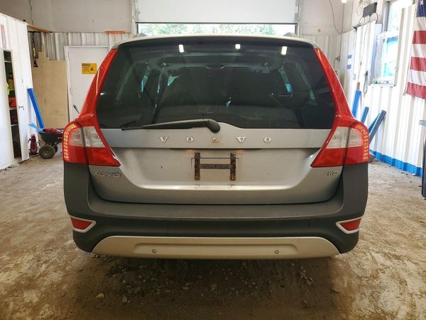 2012 VOLVO XC70