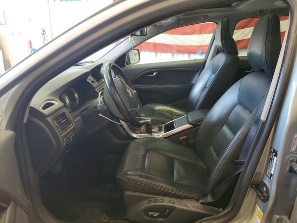 2012 VOLVO XC70