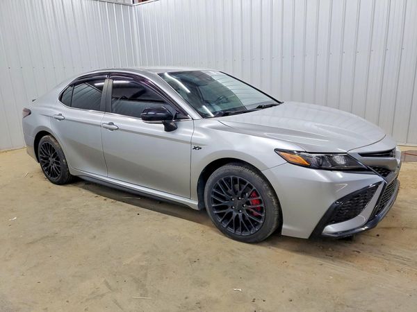 2022 TOYOTA CAMRY SE — Passenger 3/4