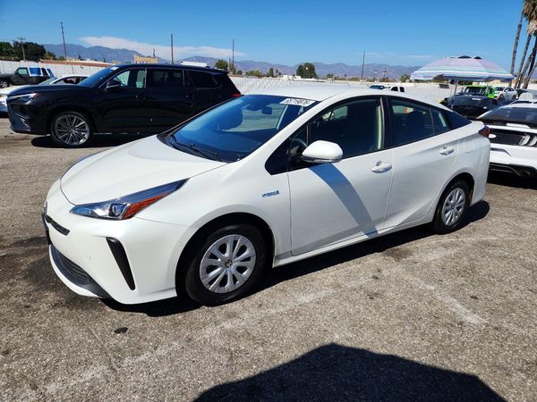 2020 TOYOTA PRIUS