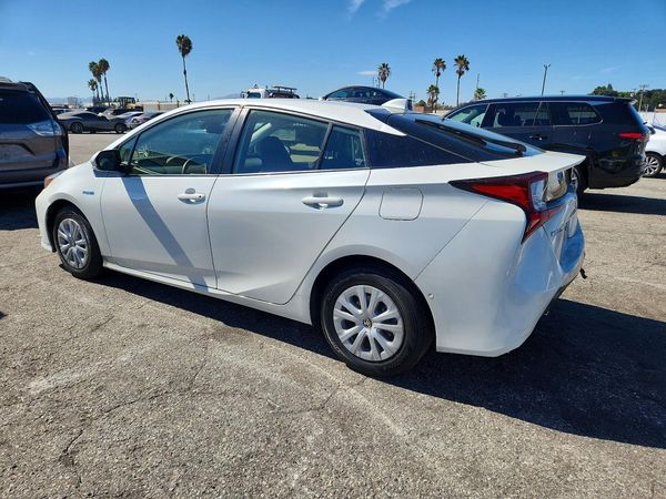 2020 TOYOTA PRIUS