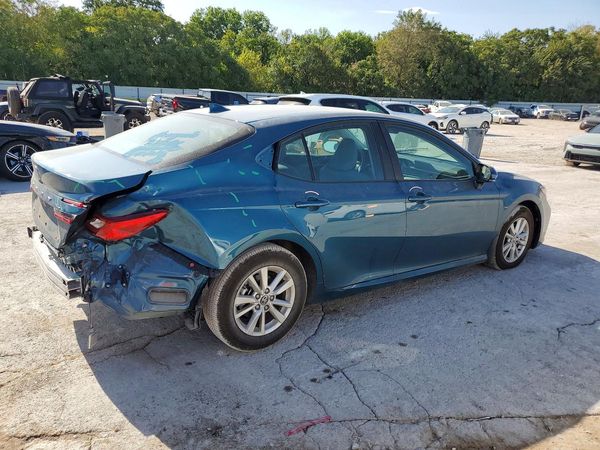 2026 TOYOTA CAMRY
