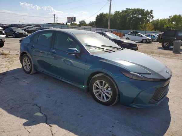2026 TOYOTA CAMRY