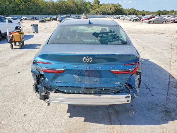 2026 TOYOTA CAMRY