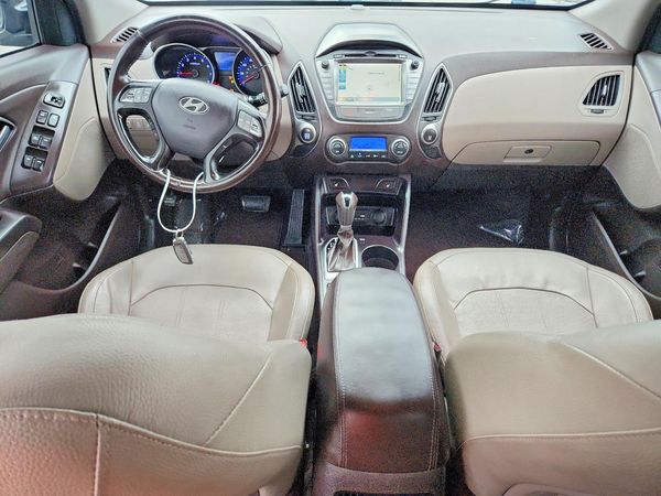 2015 HYUNDAI TUCSON GLS (Middle)