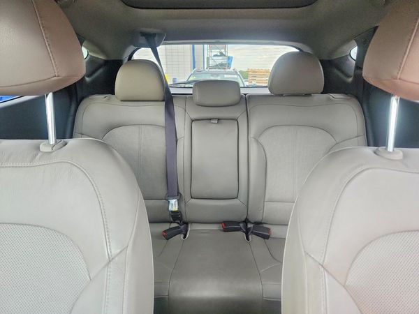 2015 HYUNDAI TUCSON GLS (Middle)