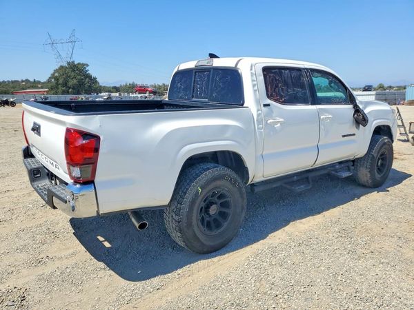 2018 TOYOTA TACOMA