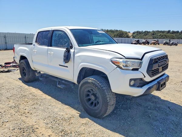 2018 TOYOTA TACOMA
