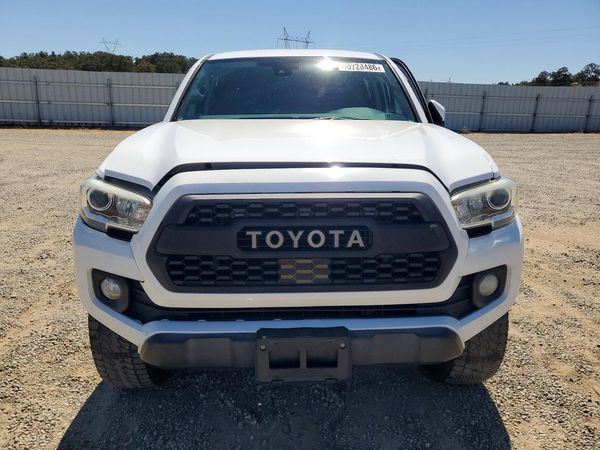 2018 TOYOTA TACOMA