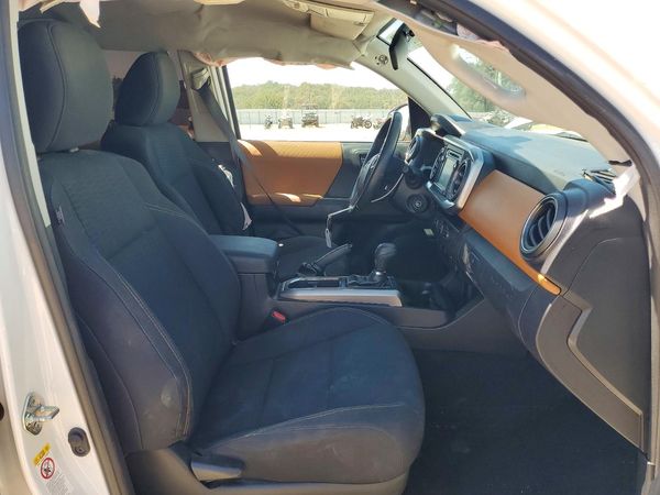 2018 TOYOTA TACOMA