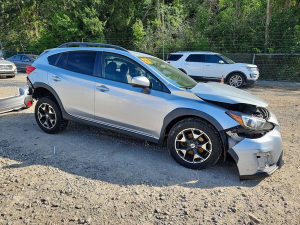 2018 SUBARU CROSSTREK Premium+ES+BSD — Passenger 3/4