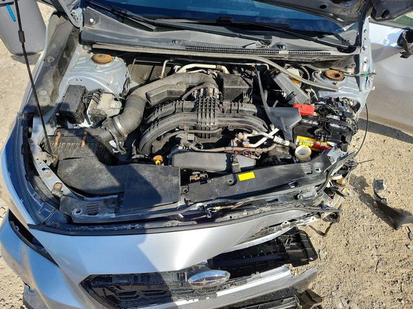 2018 SUBARU CROSSTREK Premium+ES+BSD — Engine bay