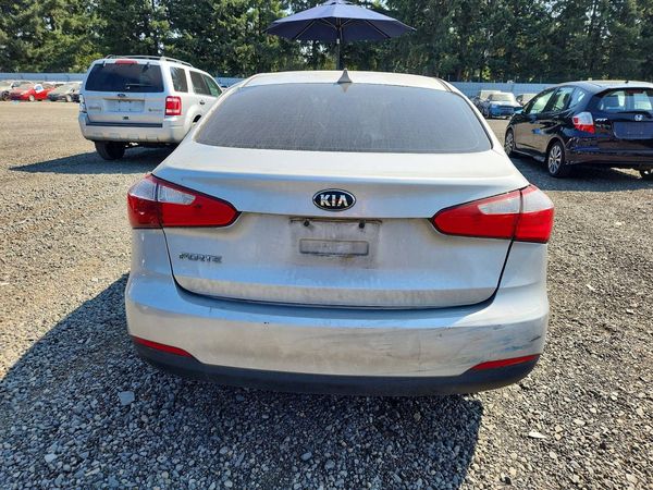 2016 KIA FORTE