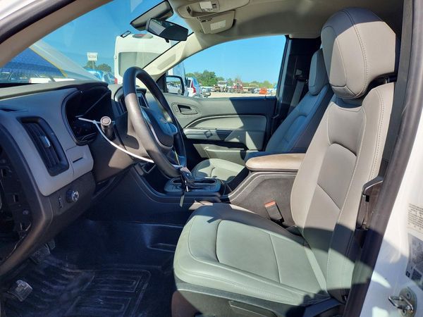 2022 CHEVROLET COLORADO Work Truck — DENT