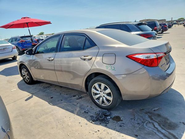 2015 TOYOTA COROLLA