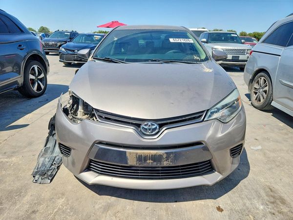 2015 TOYOTA COROLLA