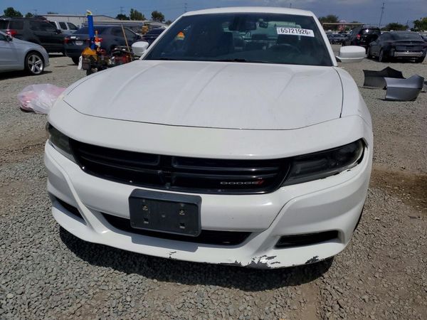 2016 DODGE CHARGER SXT
