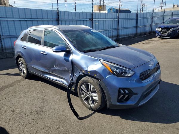 2022 KIA NIRO EX