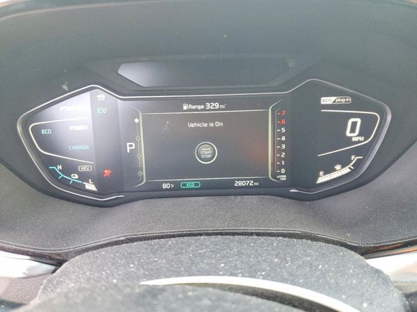 2022 KIA NIRO EX