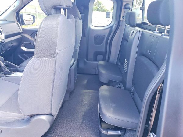 2025 NISSAN FRONTIER