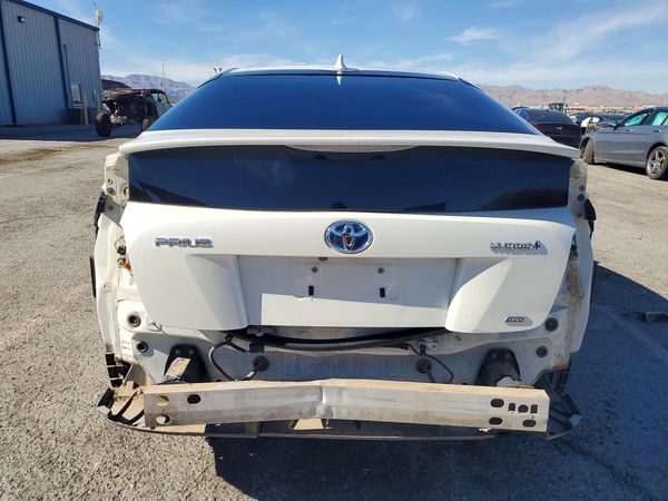 2016 TOYOTA PRIUS
