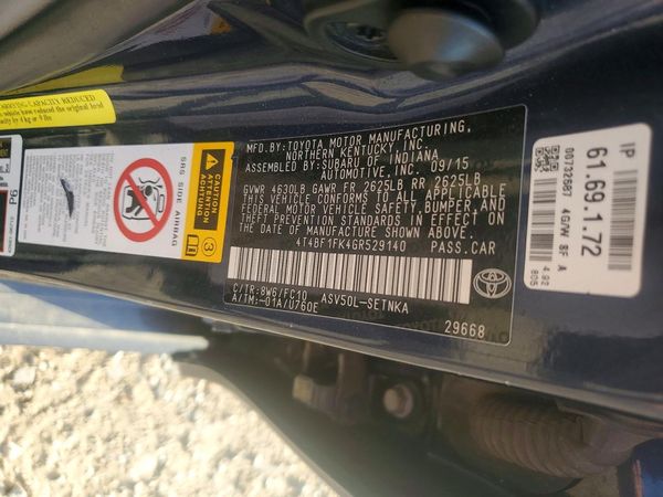 2016 TOYOTA CAMRY