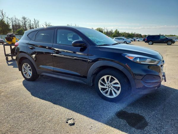 2018 HYUNDAI TUCSON SE Standard