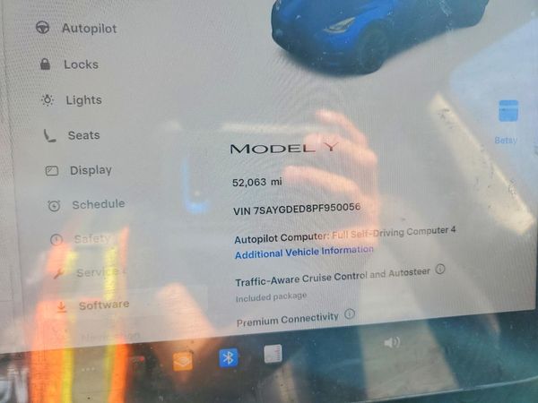 2023 TESLA MODEL Y