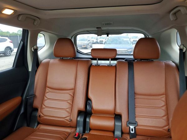 2018 NISSAN ROGUE