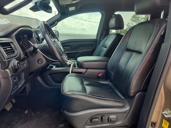 2020 NISSAN TITAN