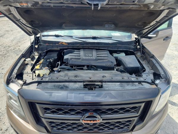 2020 NISSAN TITAN