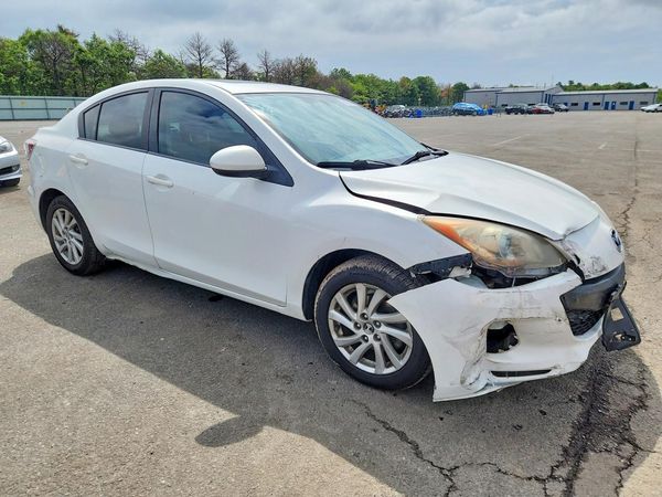 2012 MAZDA 3 Touring/GS