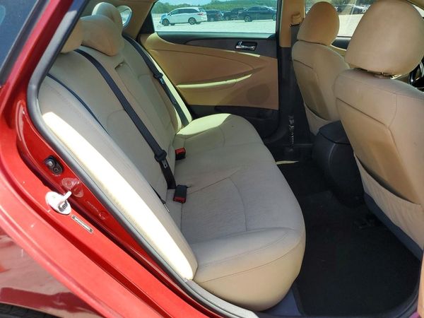 2013 HYUNDAI SONATA GLS/ GLS Popular