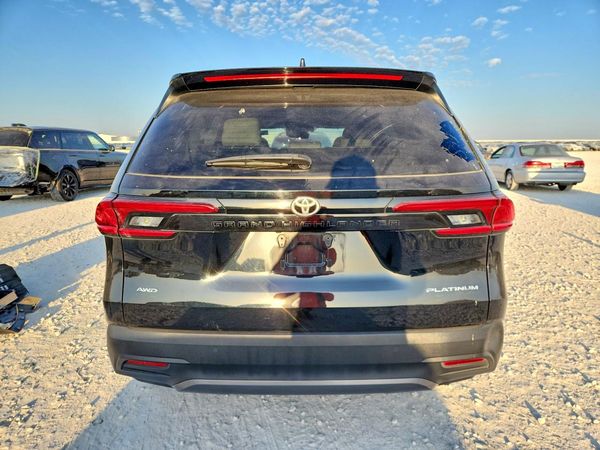 2024 TOYOTA HIGHLANDER