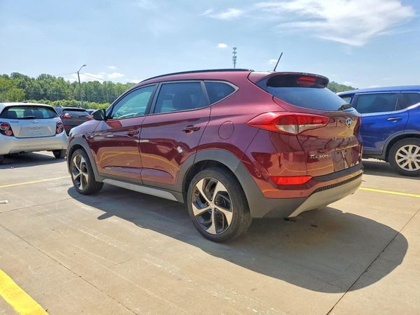 2017 HYUNDAI TUCSON