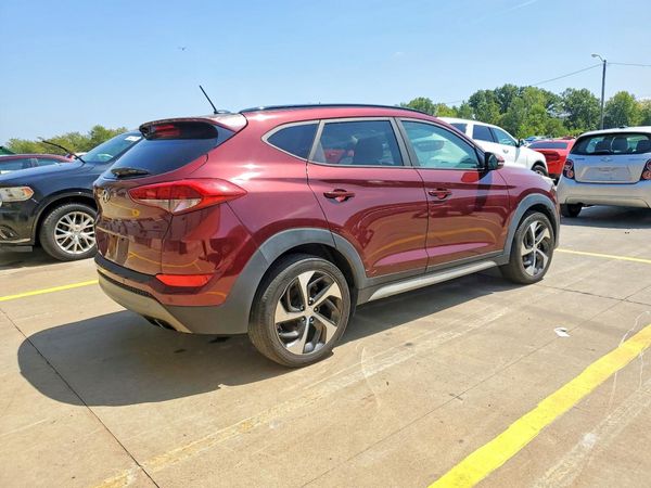 2017 HYUNDAI TUCSON