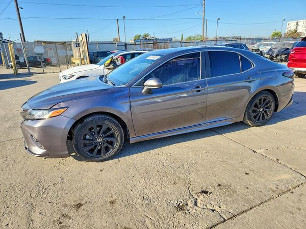2019 TOYOTA CAMRY