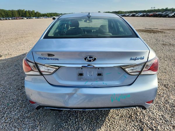 2013 HYUNDAI SONATA Hybrid / Hybrid Limited