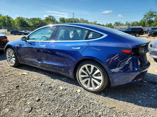 2018 TESLA MODEL 3
