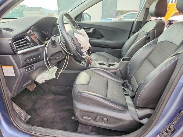2020 KIA NIRO EX