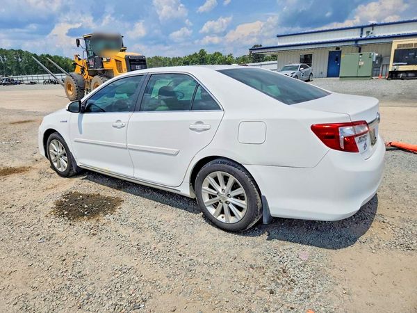 2013 TOYOTA CAMRY SOLA Hybrid