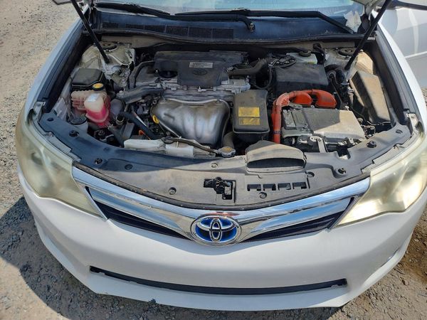 2013 TOYOTA CAMRY SOLA Hybrid