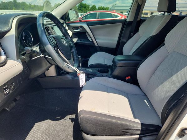 2016 TOYOTA RAV4 XLE (M Grade)