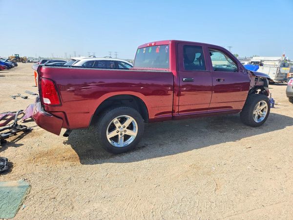 2016 RAM 1500 ST QUAD CAB 4X4