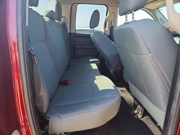 2016 RAM 1500 ST QUAD CAB 4X4