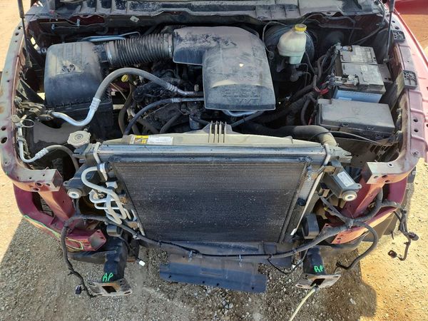 2016 RAM 1500 ST QUAD CAB 4X4