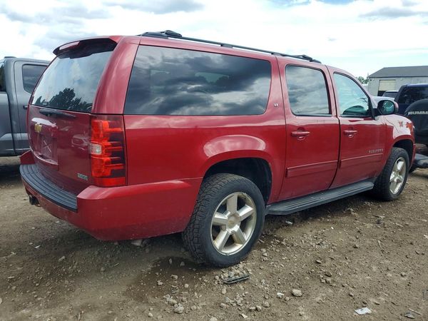 2012 CHEVROLET SUBURBAN LT