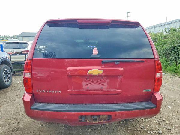 2012 CHEVROLET SUBURBAN LT