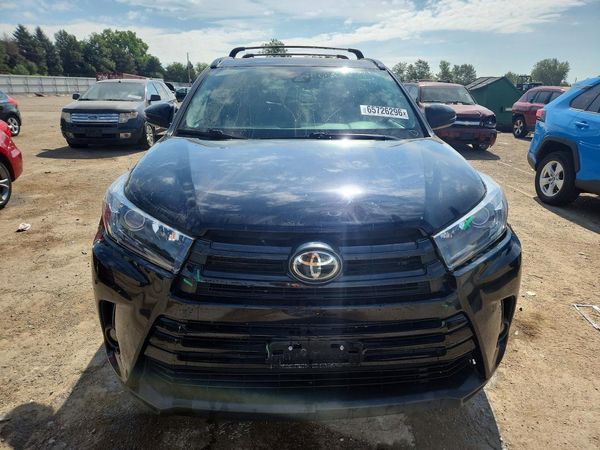 2019 TOYOTA HIGHLANDER SE/XLE