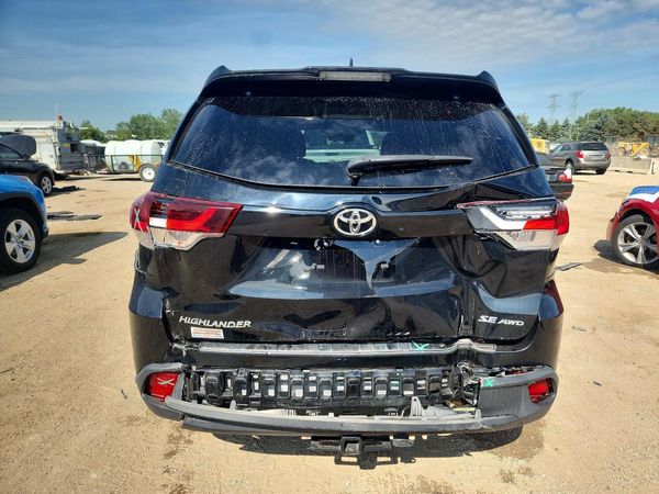 2019 TOYOTA HIGHLANDER SE/XLE